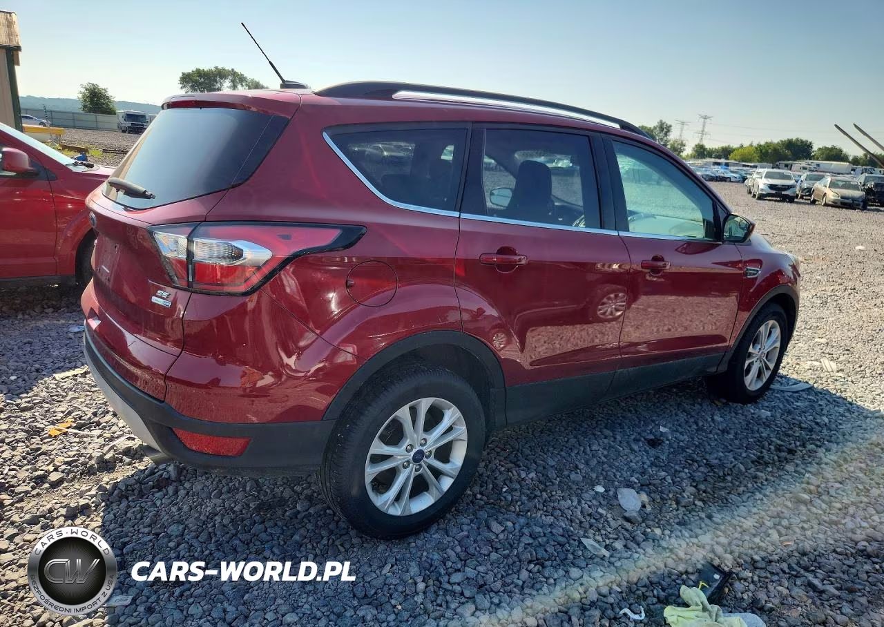 2018 Ford Escape Se VIN:1FMCU9GDXJUA18543 - 3