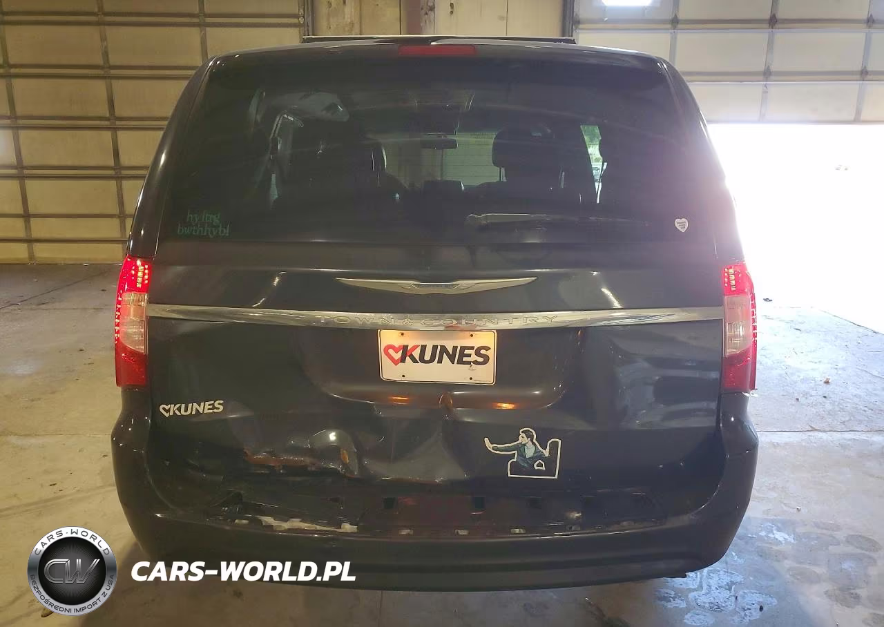 2013 Chrysler Town & Country Touring VIN:2C4RC1BG4DR802383 - 6