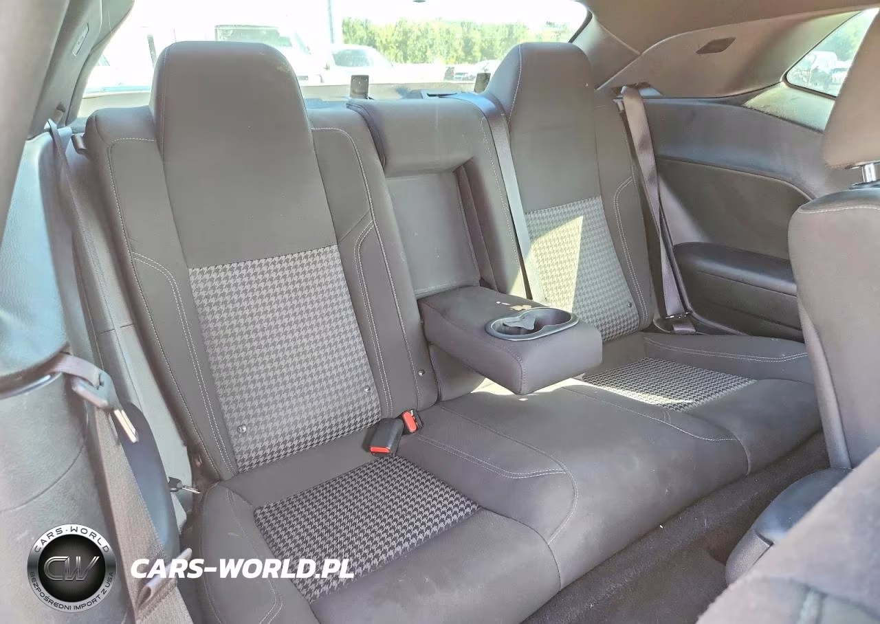 2022 Dodge Challenger Sxt VIN:2C3CDZAG0NH112760 - 10