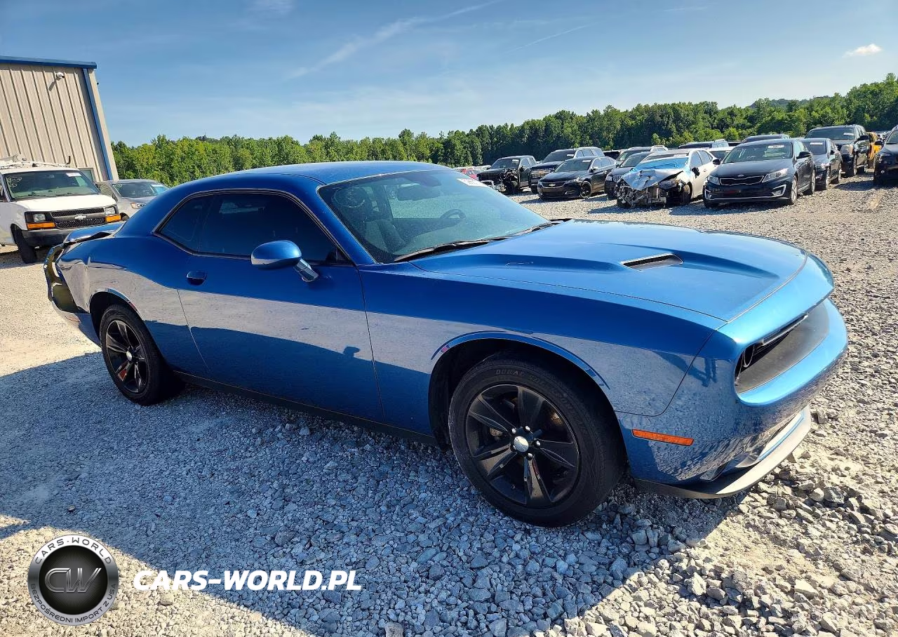 2022 Dodge Challenger Sxt VIN:2C3CDZAG0NH112760 - 4