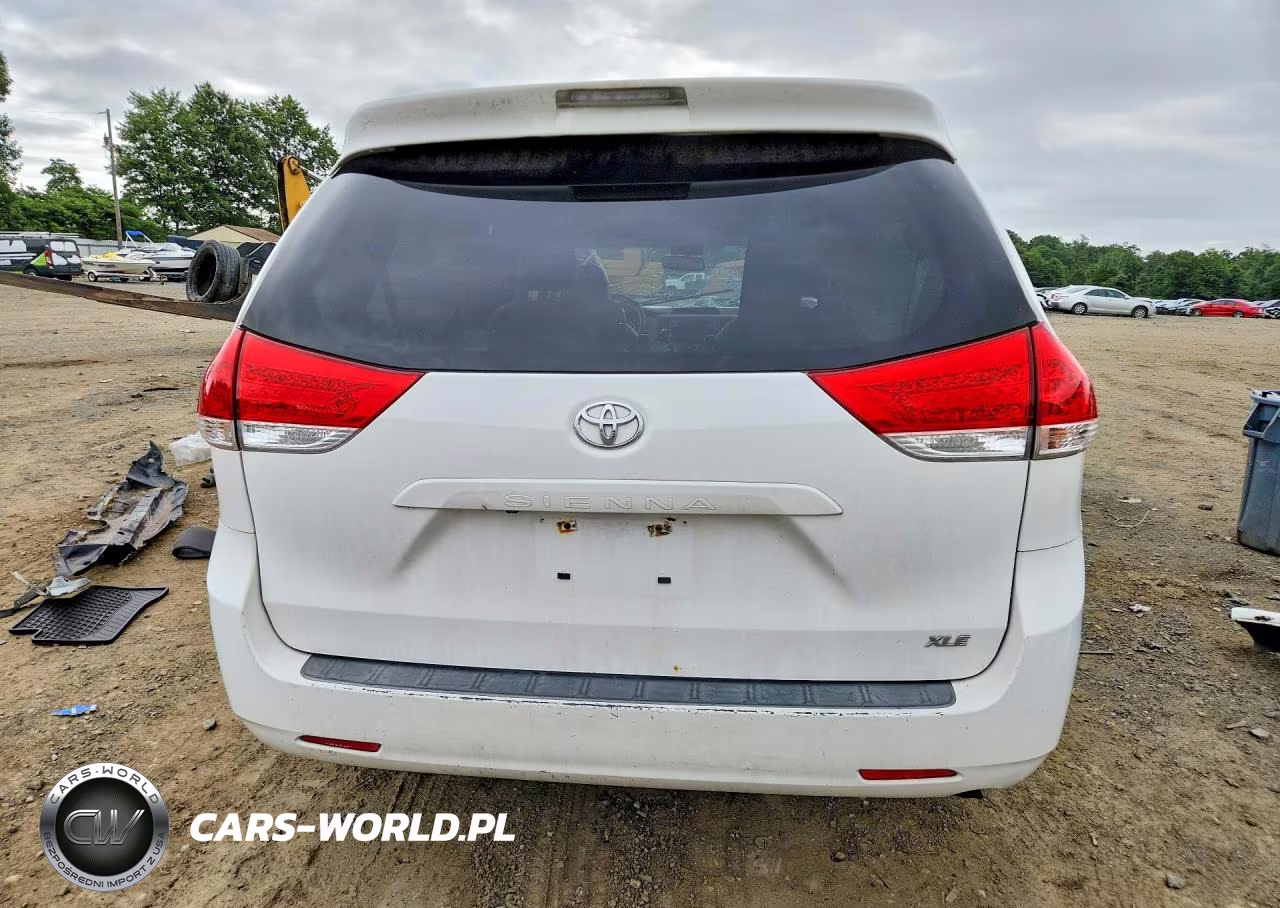 2011 Toyota Sienna Xle 8-Passenger VIN:5TDYK3DC7BS172030 - 6