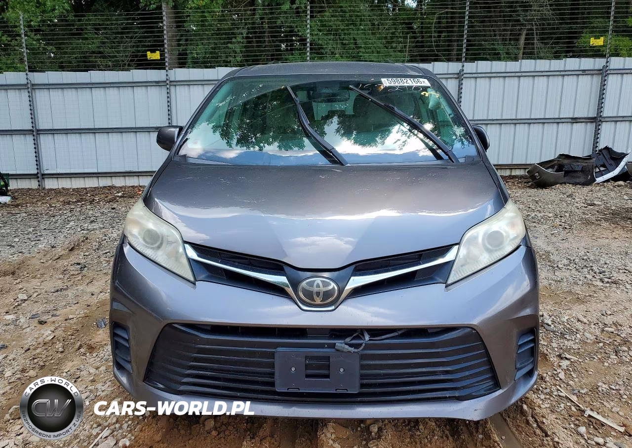 2018 Toyota Sienna Le VIN:5TDJZ3DCXJS197290 - 5