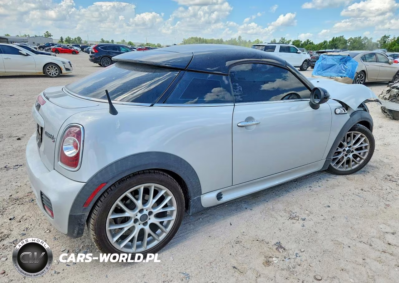 2013 Mini Cooper Coupe S VIN:WMWSX3C54DT466870 - 3