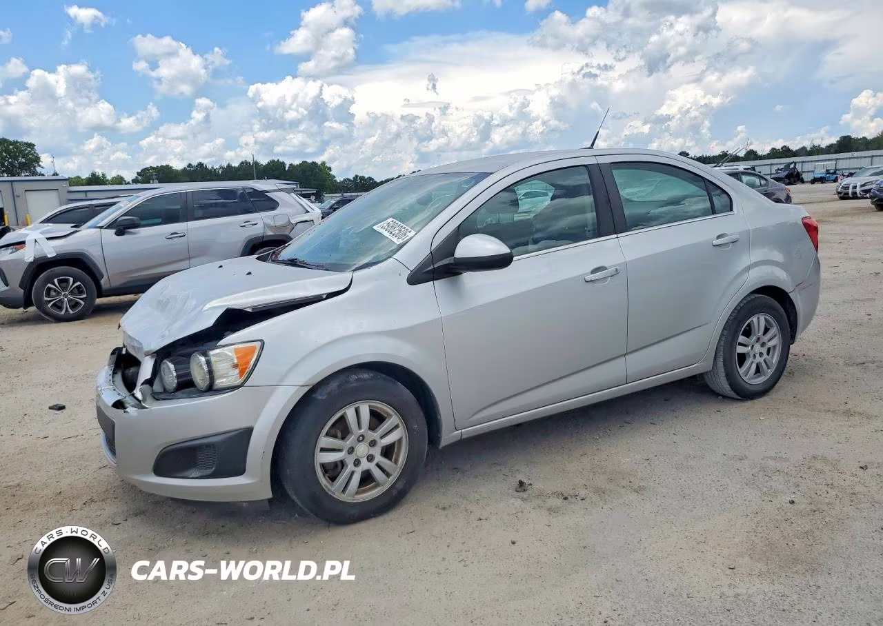 2014 Chevrolet Sonic Lt – zdjęcie 1 z 12