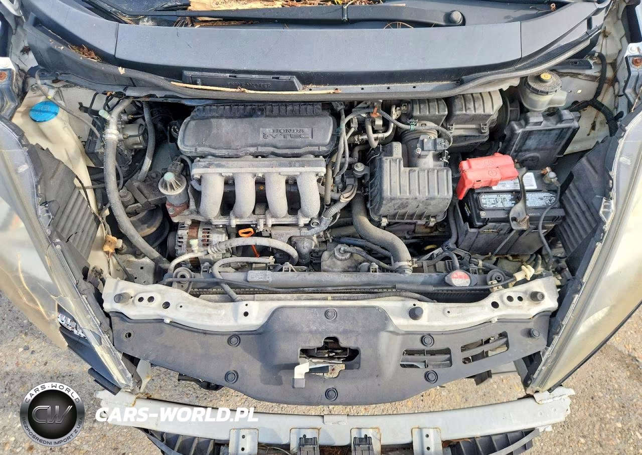 2010 Honda Fit VIN:JHMGE8H20AC034068 - 11
