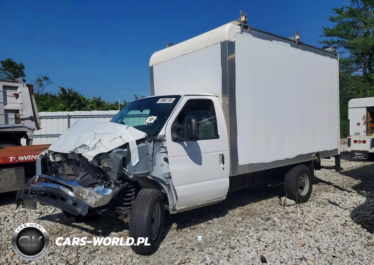 2019 Ford Econoline E350 Super Duty Cutaway Van