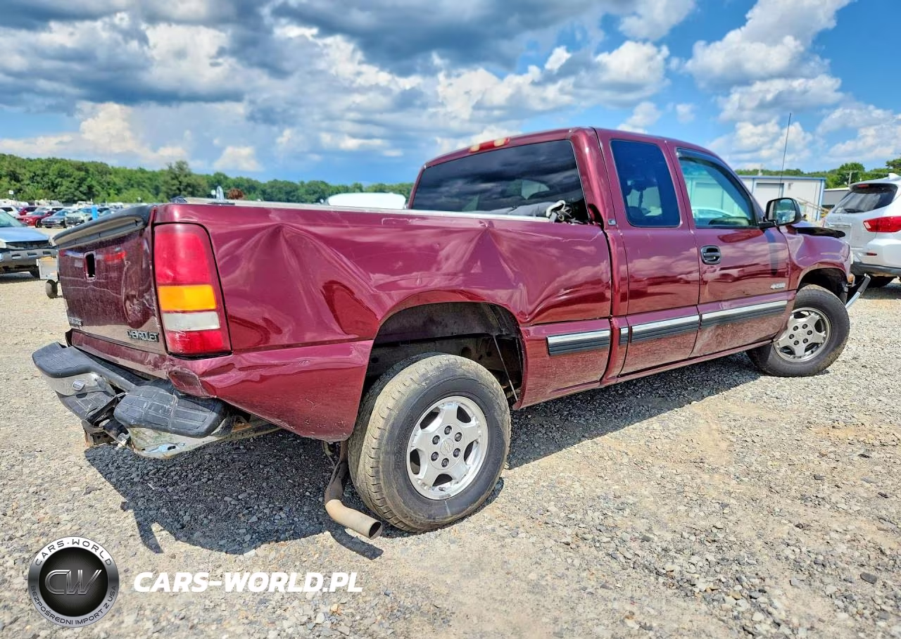 2002 Chevrolet Silverado C1500 VIN:2GCEC19T921146422 - 3