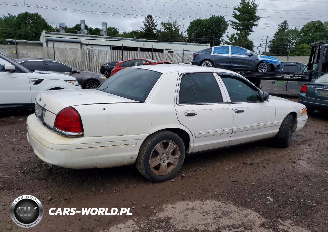 2005 Ford Crown Victoria Lx VIN:2FAHP74W65X156015 - 3