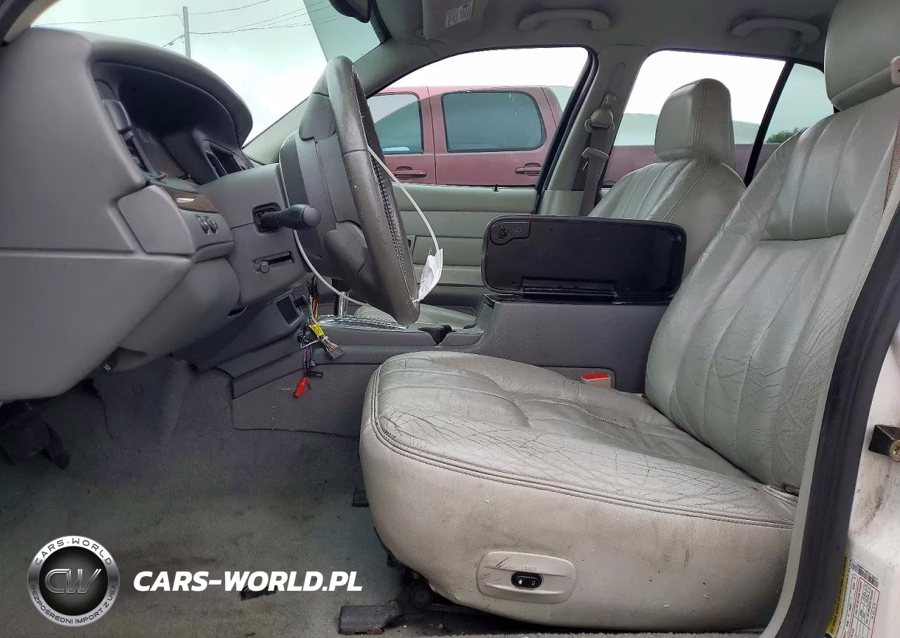 2005 Ford Crown Victoria Lx VIN:2FAHP74W65X156015 - 7