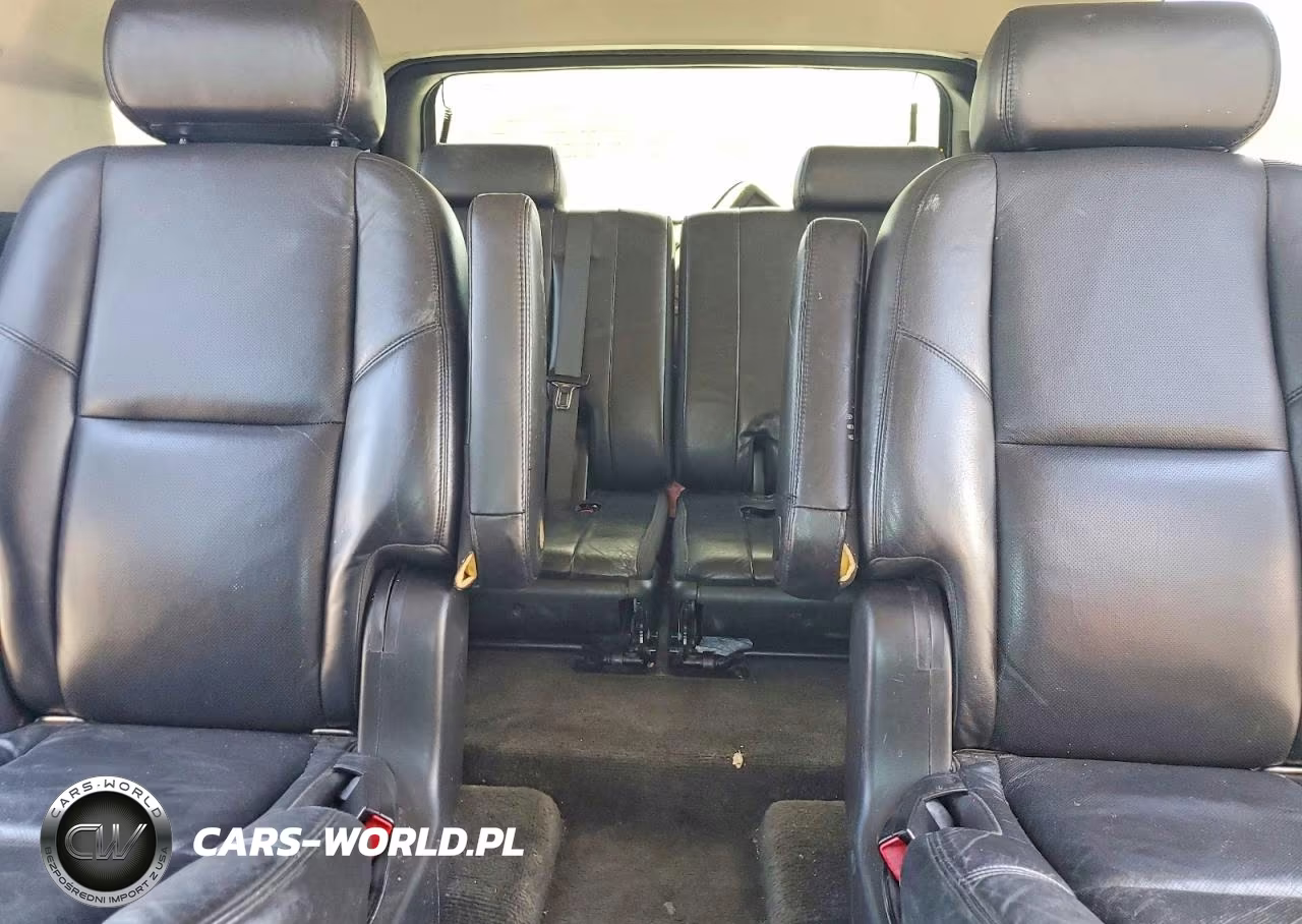 2008 Cadillac Escalade Luxury VIN:1GYFK63868R110755 - 10