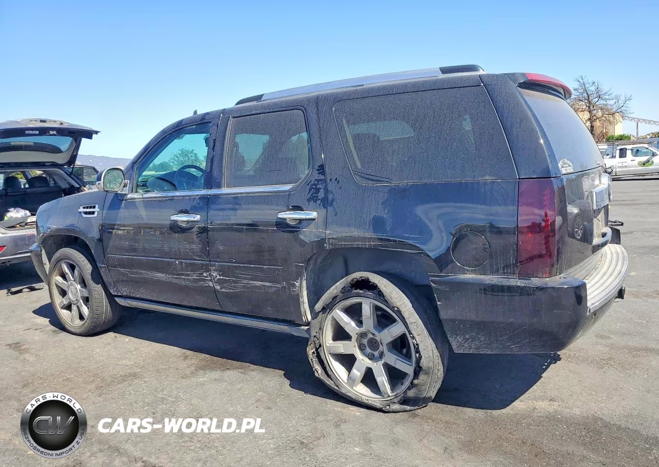 2008 Cadillac Escalade Luxury VIN:1GYFK63868R110755 - 2