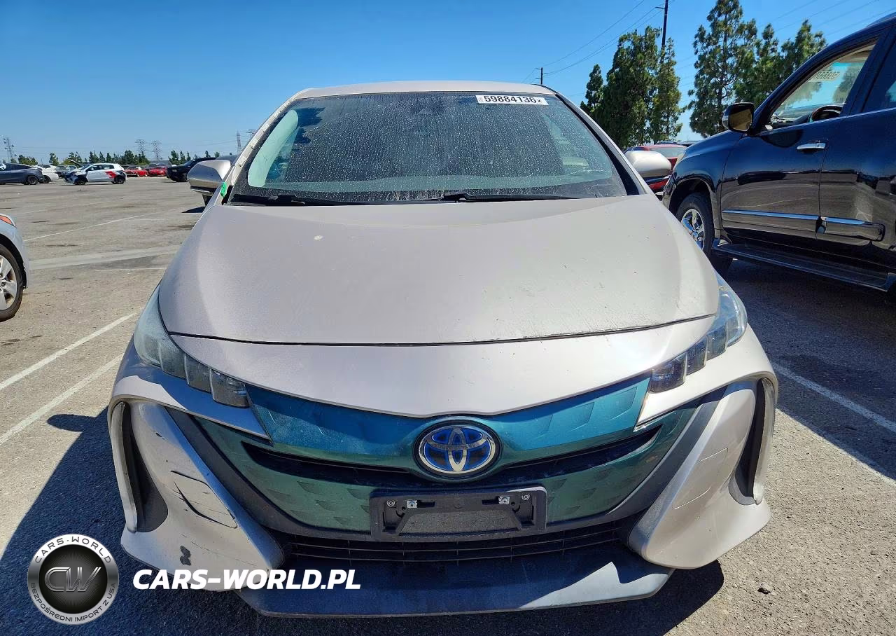 2019 Toyota Prius Prime Plus VIN:JTDKARFPXK3119545 - 5