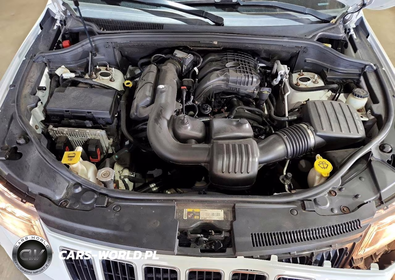 2014 Jeep Grand Cherokee Laredo VIN:1C4RJFAG8EC131122 - 11