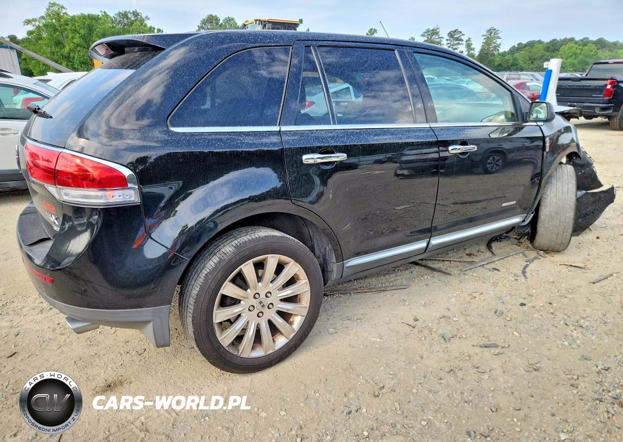 2011 Lincoln Mkx VIN:2LMDJ8JK1BBJ31016 - 3