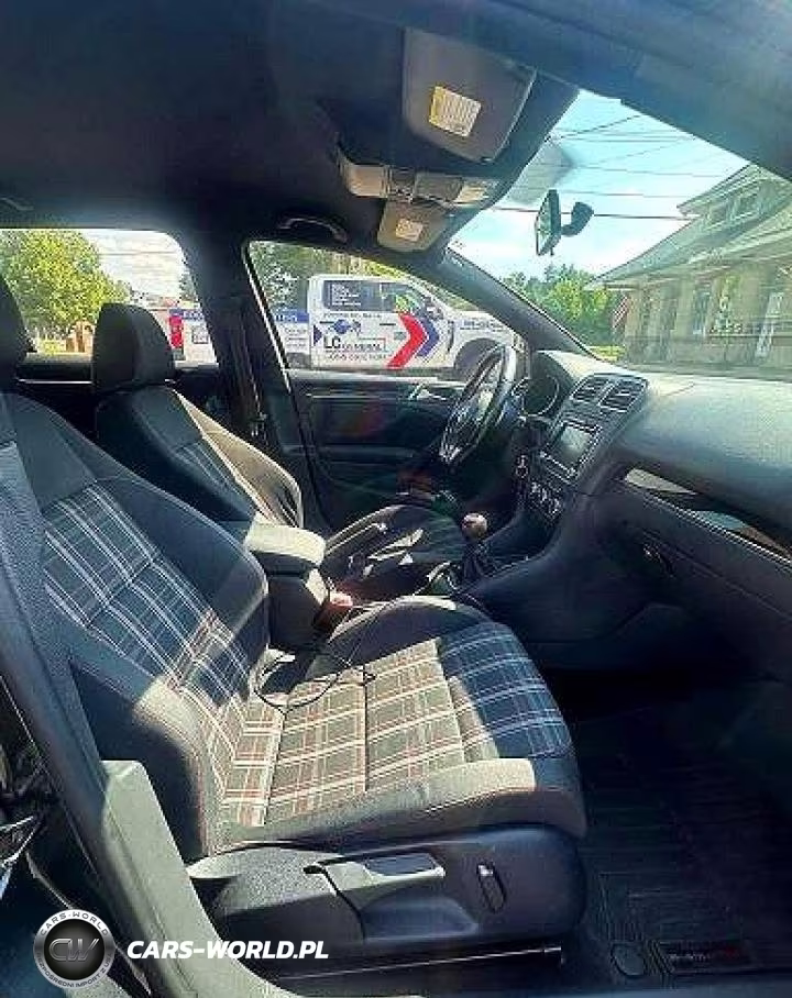 2010 Volkswagen Gti VIN:WVWGD7AJ8AW416105 - 5