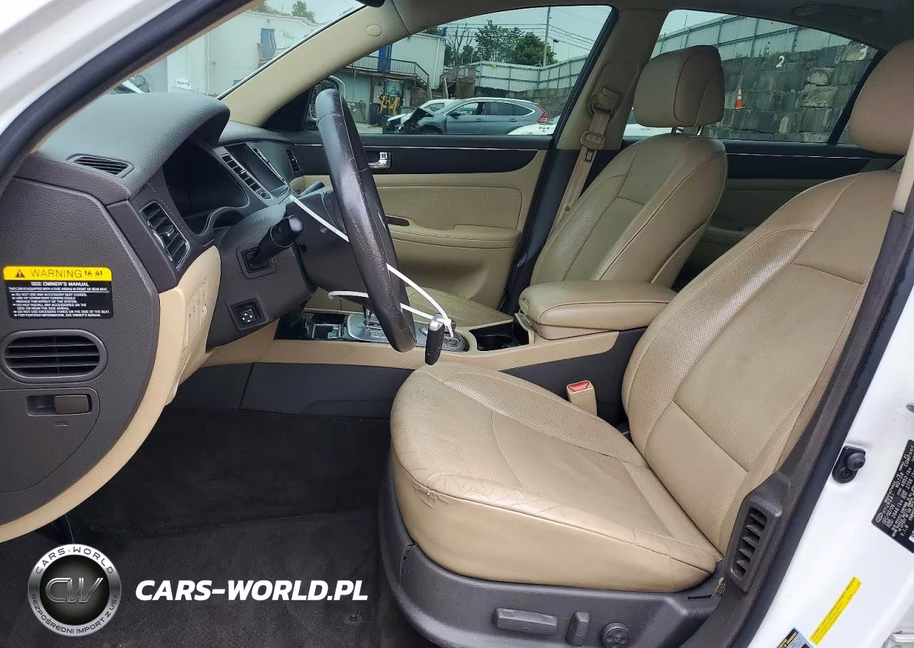 2010 Hyundai Genesis 3.8L VIN:KMHGC4DE4AU087152 - 7