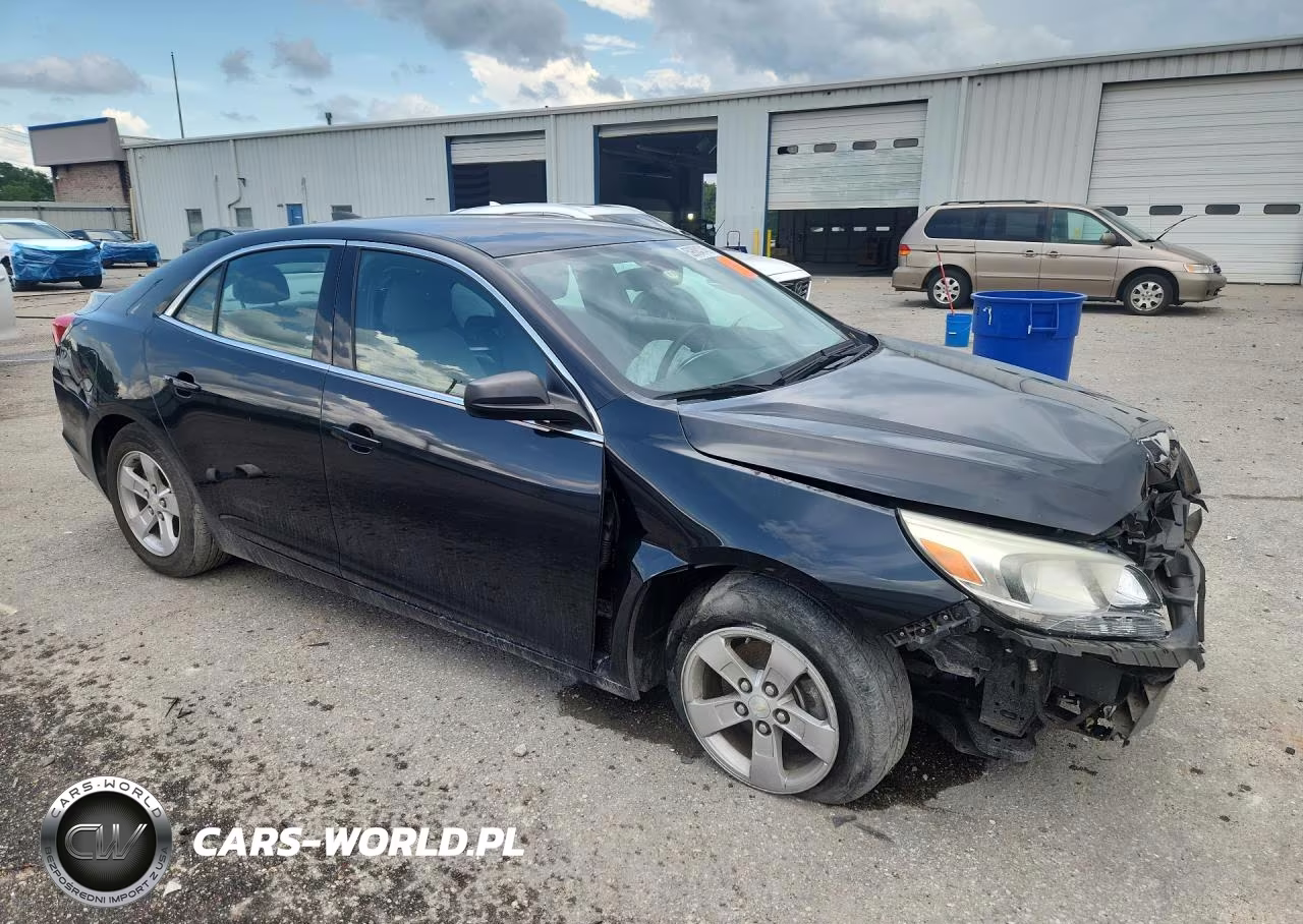 2015 Chevrolet Malibu Ls VIN:1G11B5SL6FF330629 - 4