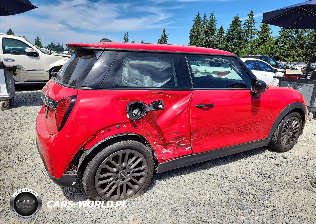 2025 Mini Cooper S VIN:WMW23GD04S2X25110 - 3