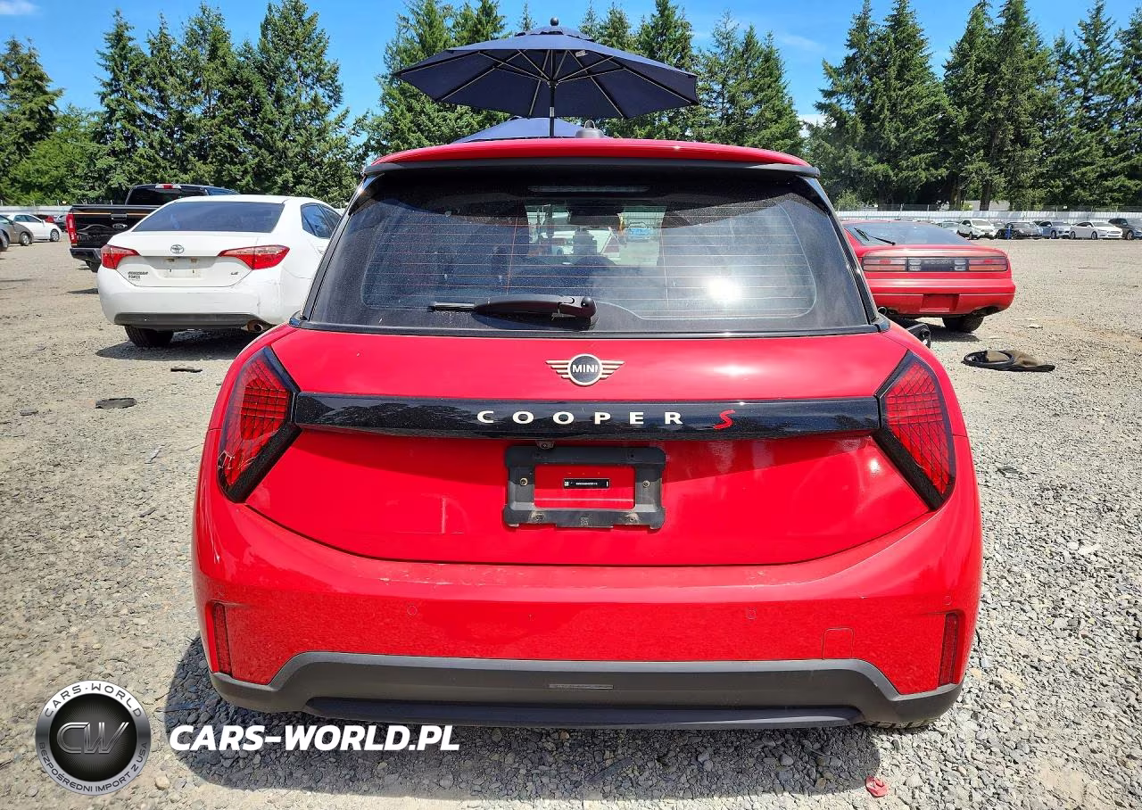 2025 Mini Cooper S VIN:WMW23GD04S2X25110 - 6