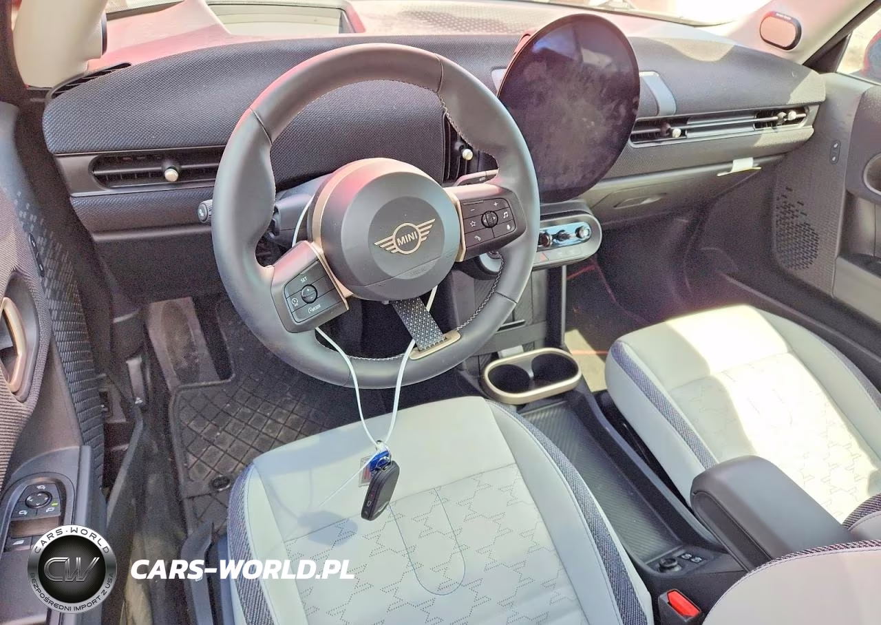 2025 Mini Cooper S VIN:WMW23GD04S2X25110 - 8