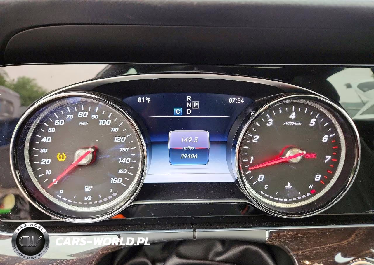 2018 Mercedes-Benz E 300 4Matic VIN:WDDZF4KB4JA486079 - 9