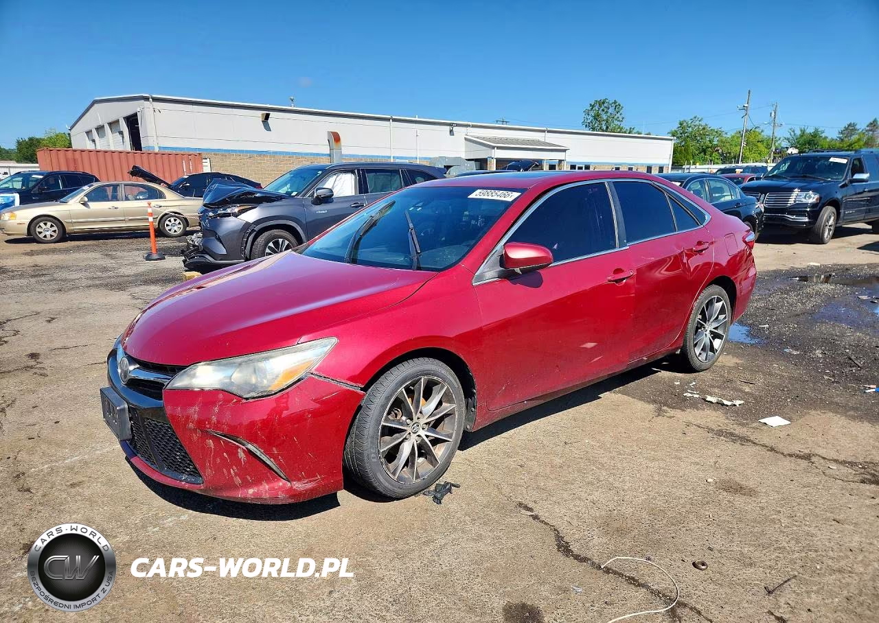 2015 Toyota Camry Xse – zdjęcie 1 z 12