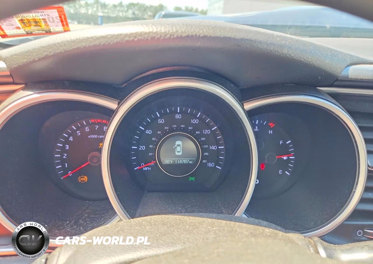 2015 Kia Optima Lx VIN:5XXGM4A75FG487290 - 9