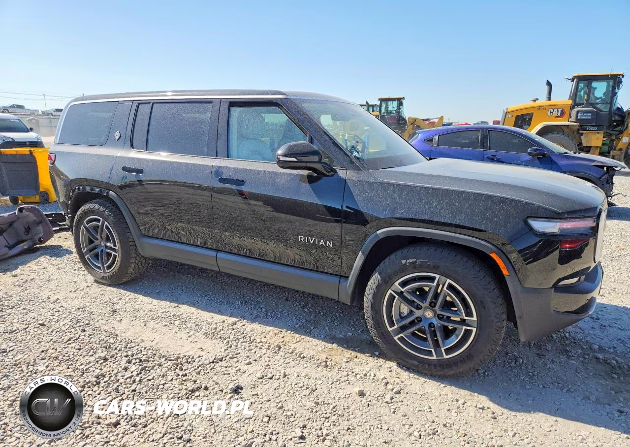 2025 Rivian R1S Adventure VIN:7PDSGBBA8SN053548 - 4