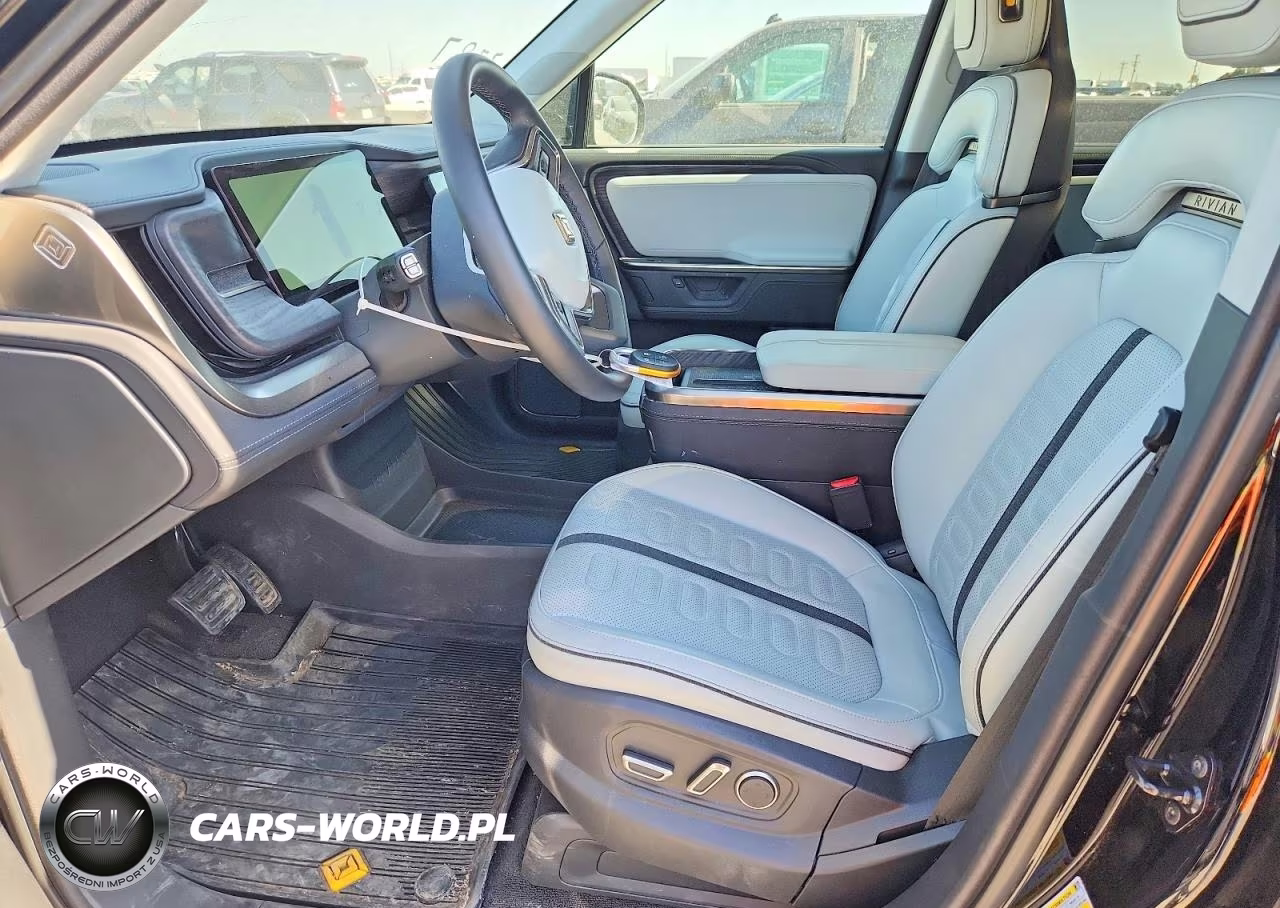 2025 Rivian R1S Adventure VIN:7PDSGBBA8SN053548 - 7