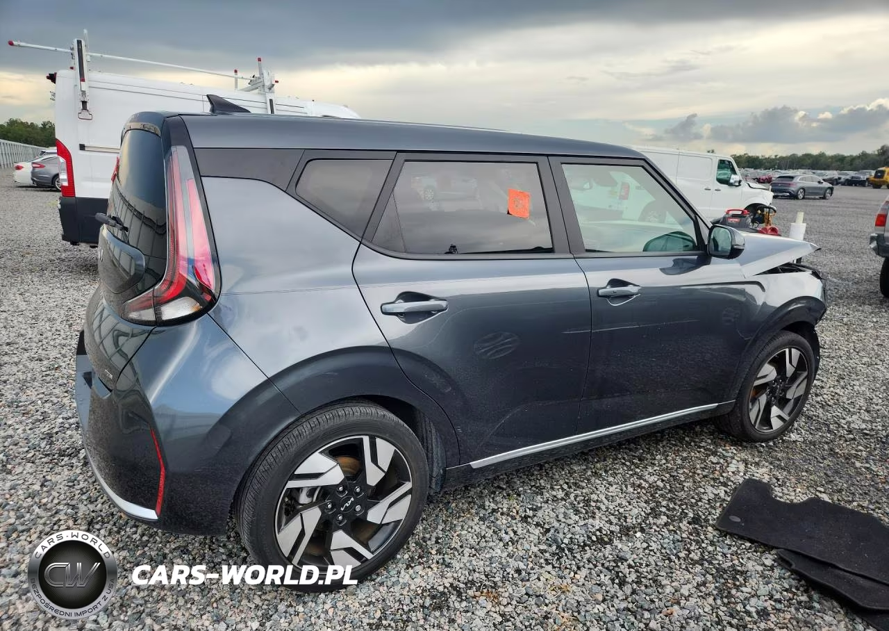 2023 Kia Soul Gt Line VIN:KNDJ53AU5P7882339 - 3