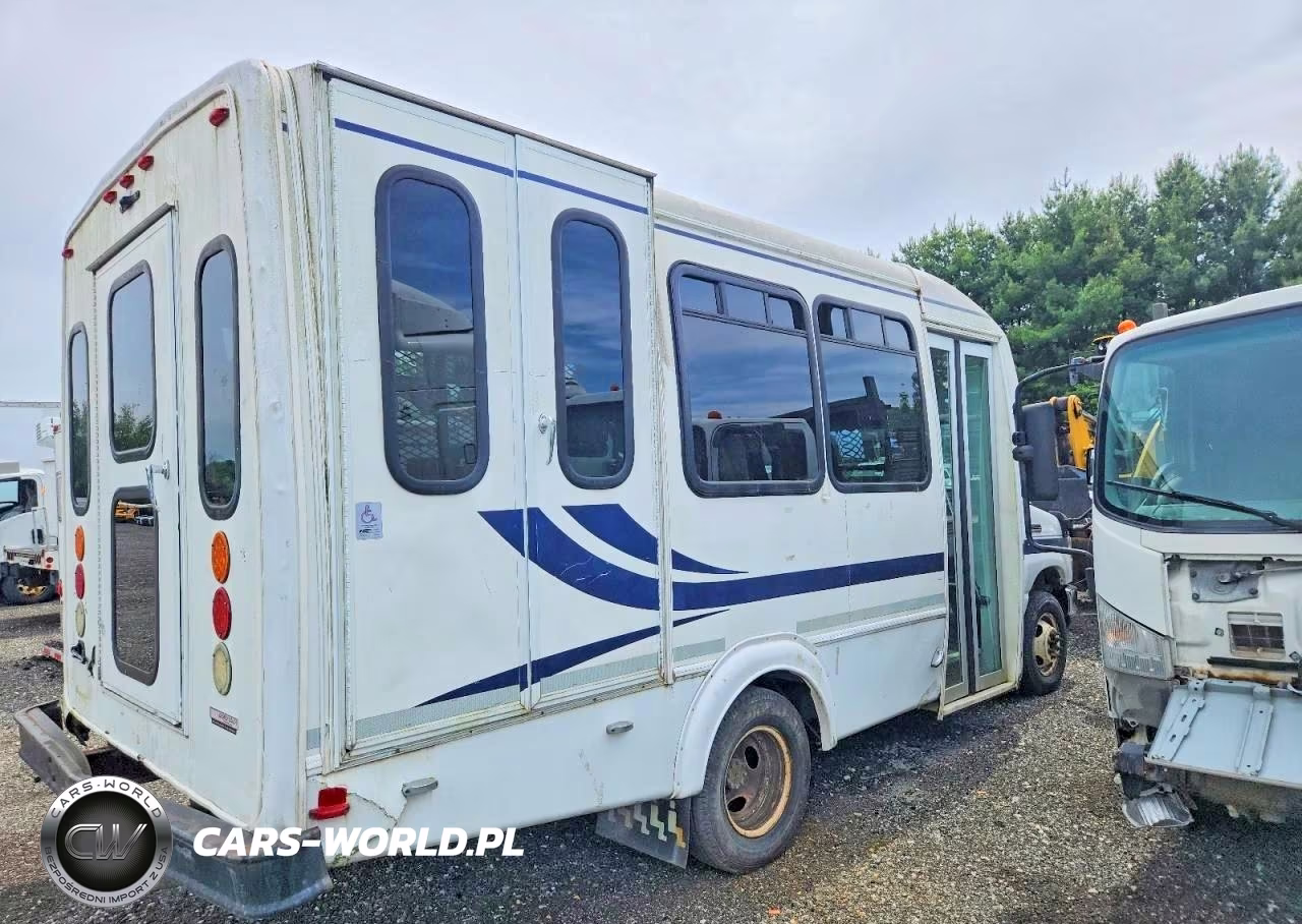 2013 Ford Econoline E350 Super Duty Van VIN:1FDEE3FL8DDA74545 - 4
