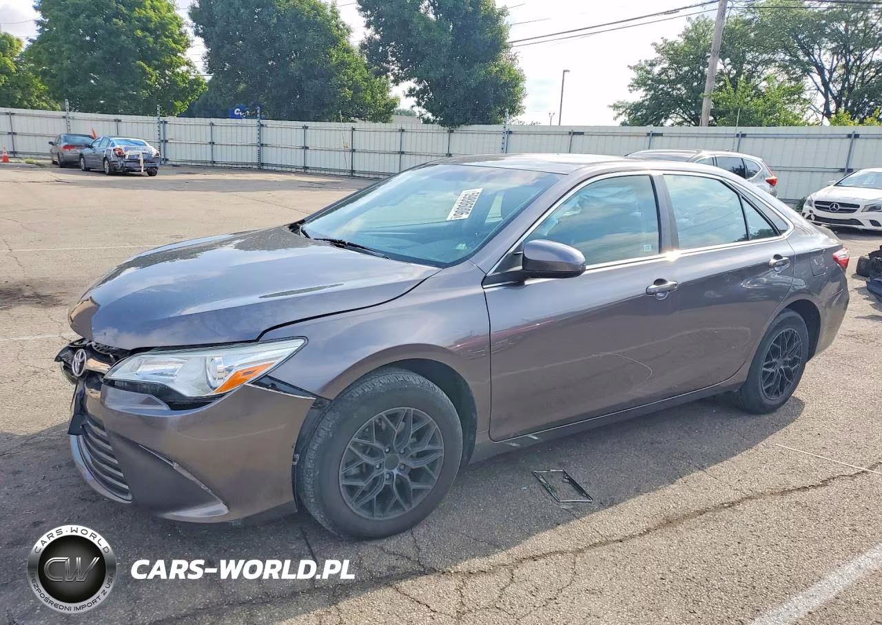 2015 Toyota Camry Le VIN:4T4BF1FK4FR515771 - 1