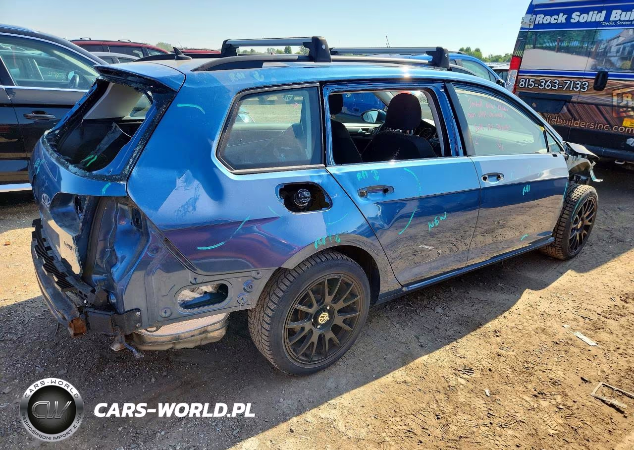 2019 Volkswagen Golf Sportwagen S VIN:3VW217AUXKM500129 - 3