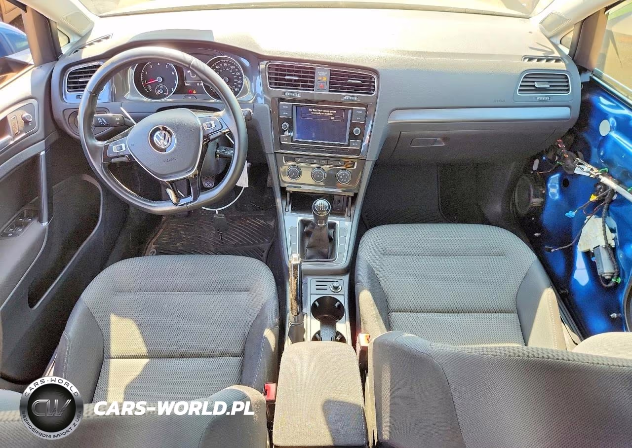2019 Volkswagen Golf Sportwagen S VIN:3VW217AUXKM500129 - 8
