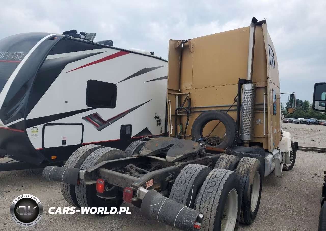 1996 Freightliner Conventional Semi Truck VIN:1FUYDXYB9TH591532 - 4