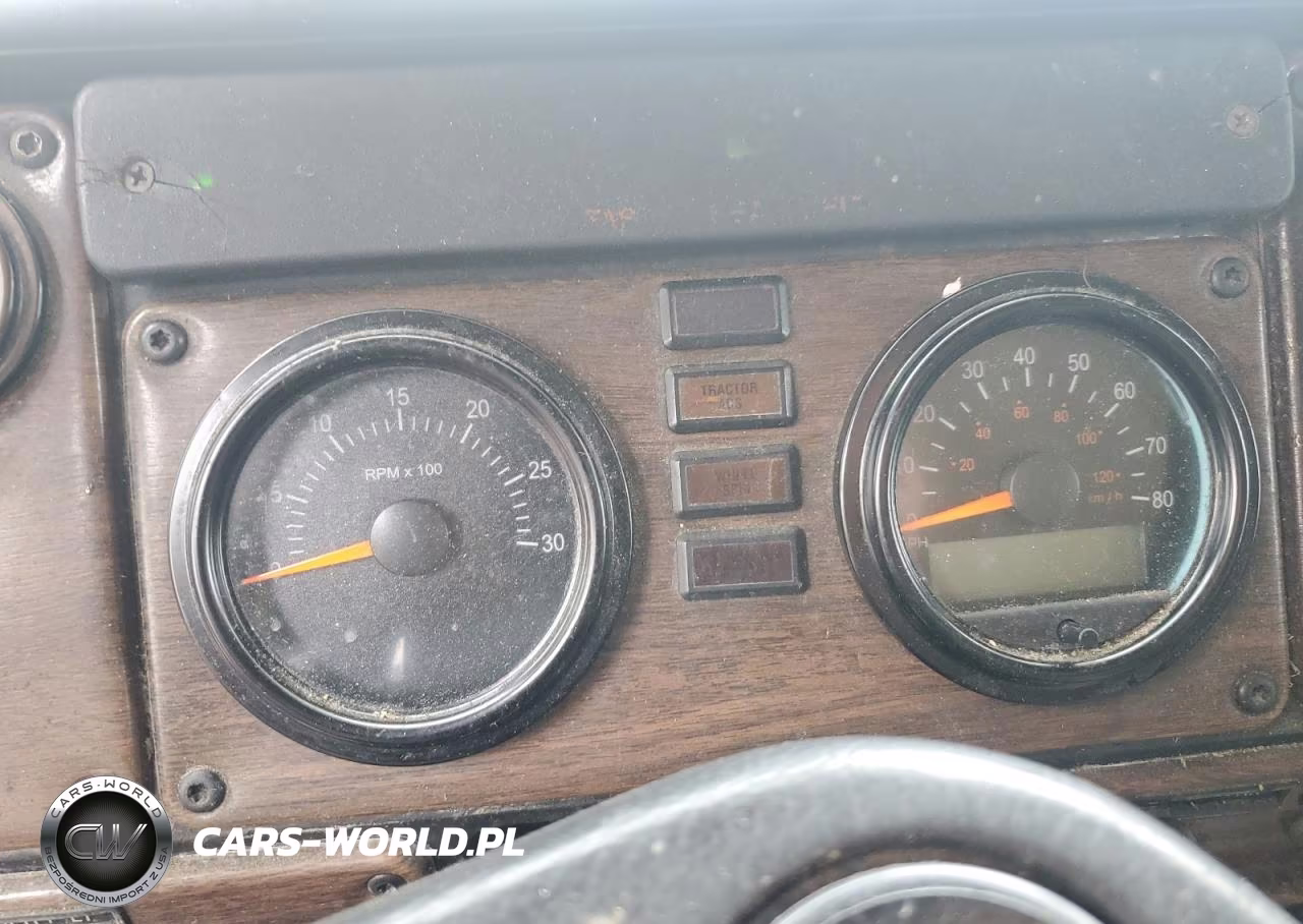 1996 Freightliner Conventional Semi Truck VIN:1FUYDXYB9TH591532 - 8