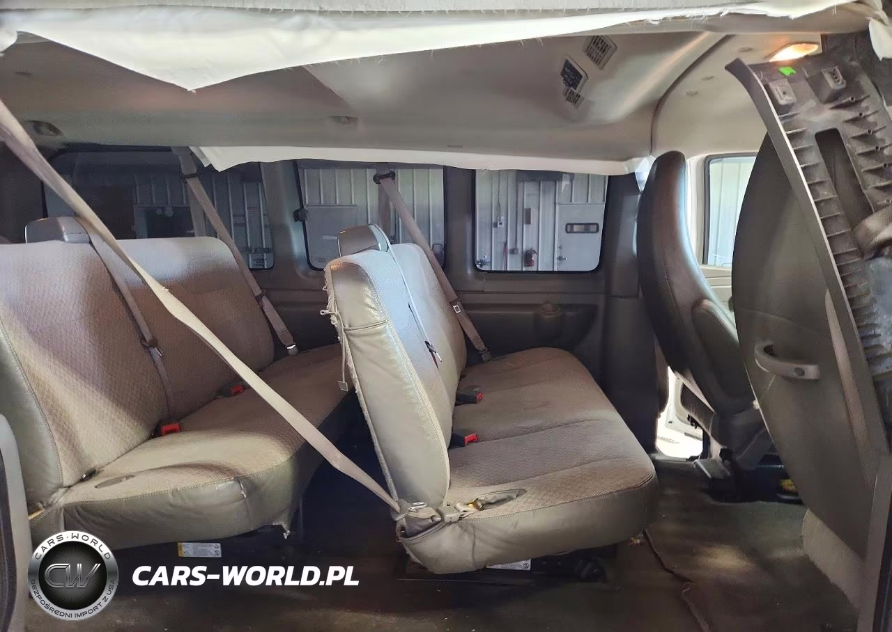 2015 Chevrolet Express G3500 Lt VIN:1GAZGYFGXF1286926 - 11