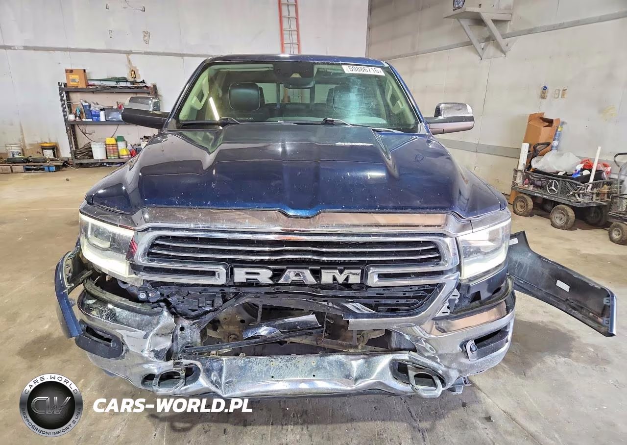 2019 Ram 1500 Laramie VIN:1C6SRFRT0KN898496 - 5