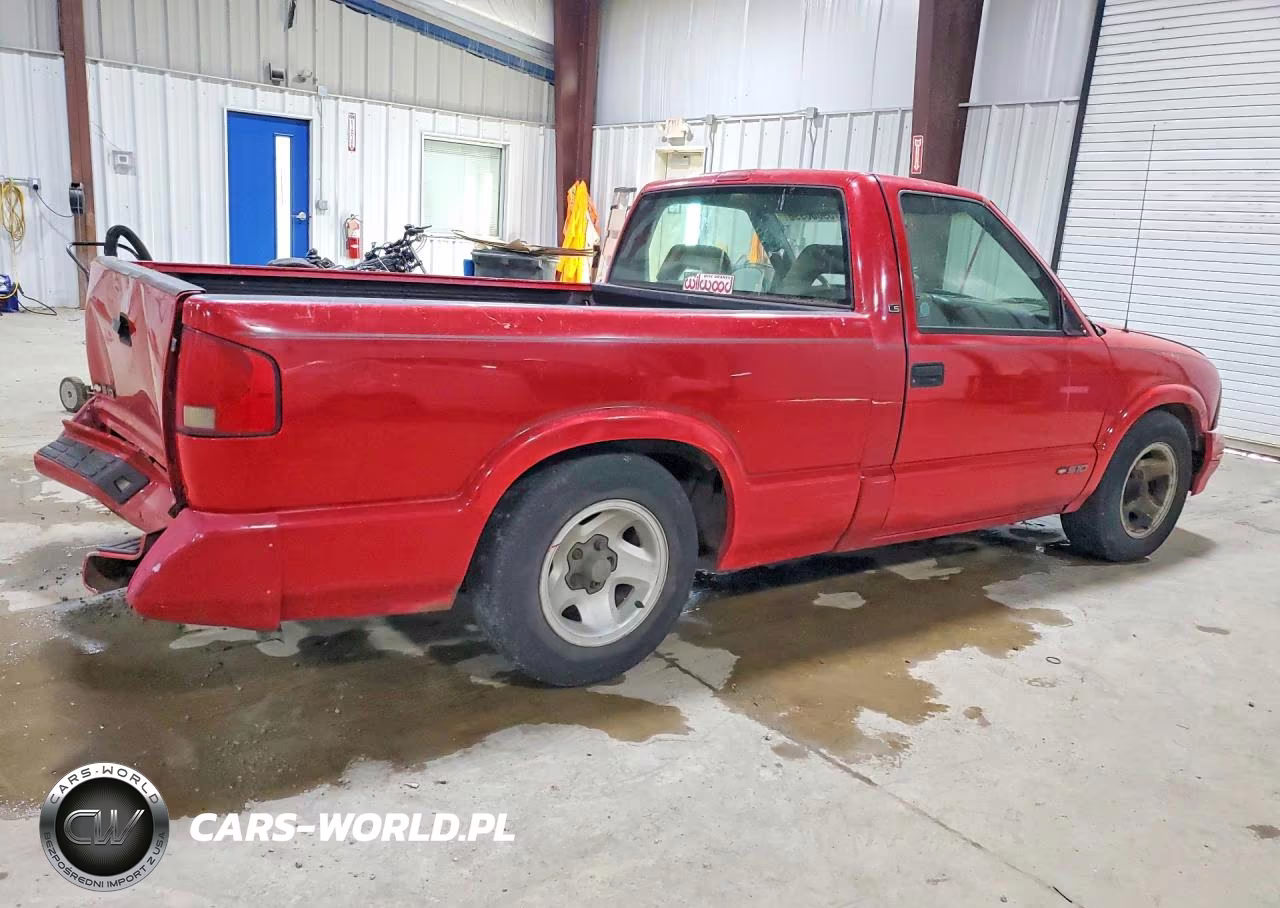 1997 Chevrolet S Truck S10 VIN:1GCCS1448VK244064 - 3