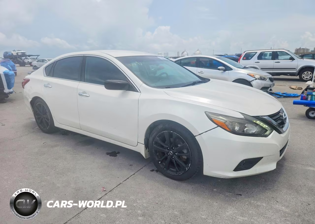 2017 Nissan Altima 2.5 Sr VIN:1N4AL3AP0HC169170 - 4
