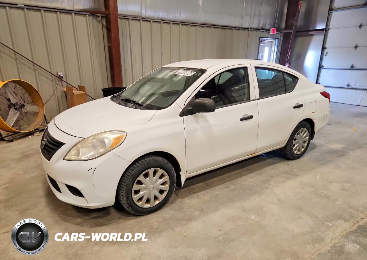 2012 Nissan Versa 1.6 S
