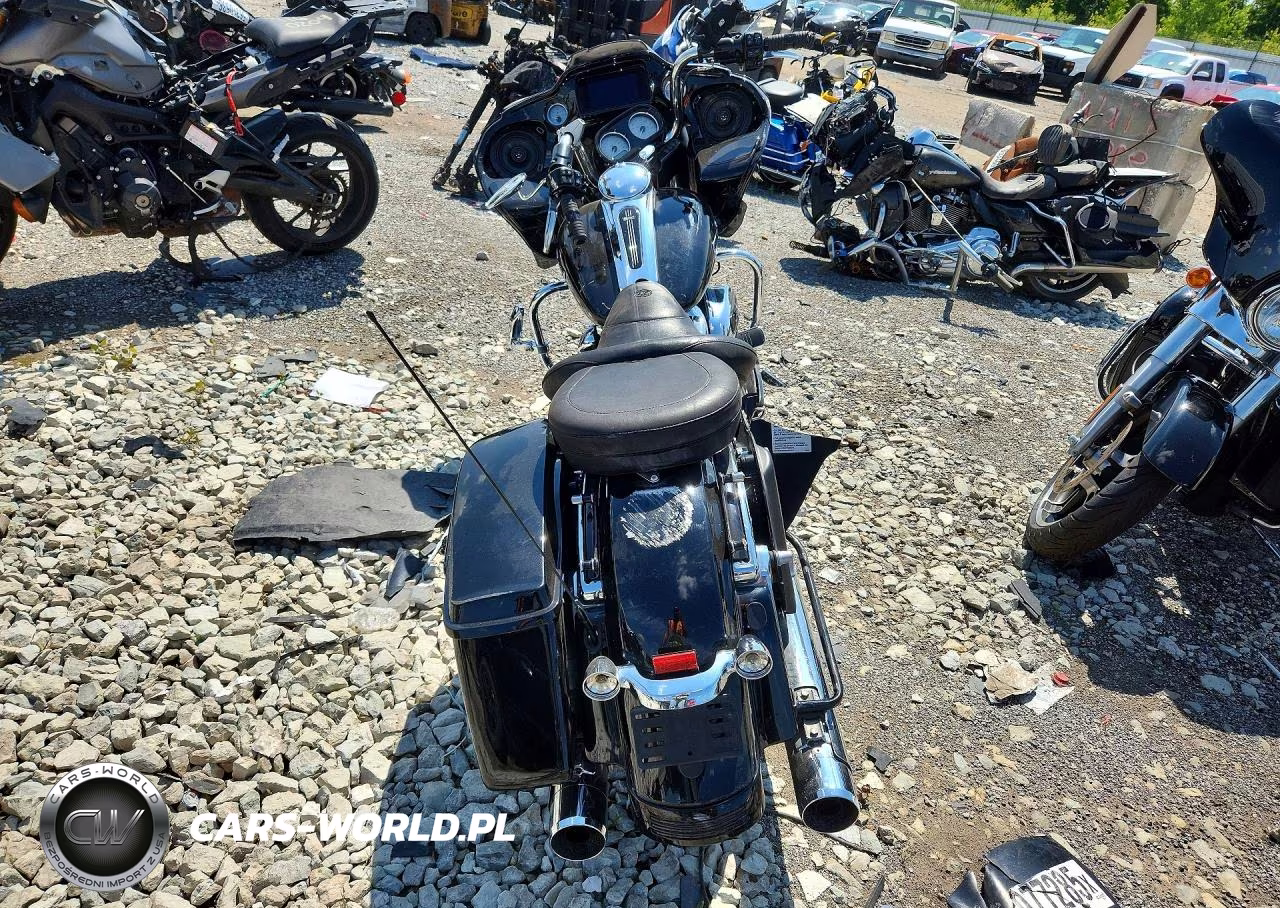 2021 Harley-Davidson Fltrx VIN:1HD1KHC1XMB647709 - 4