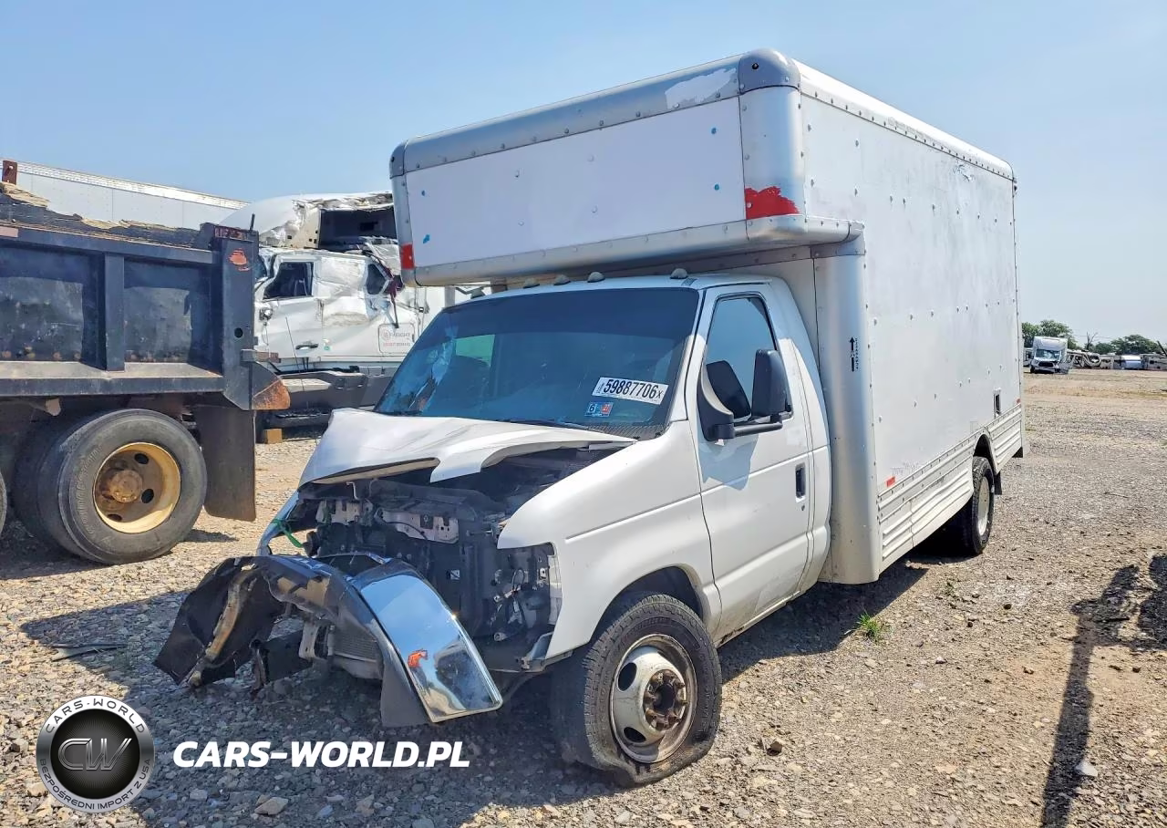 2009 Ford E450 Box Truck