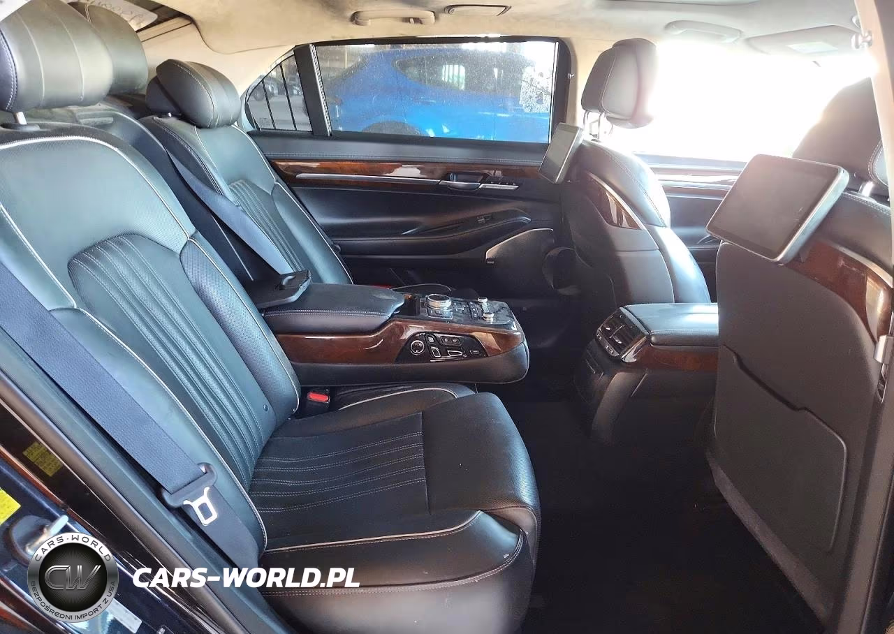 2018 Genesis G90 VIN:KMHG54JH4JU048005 - 10