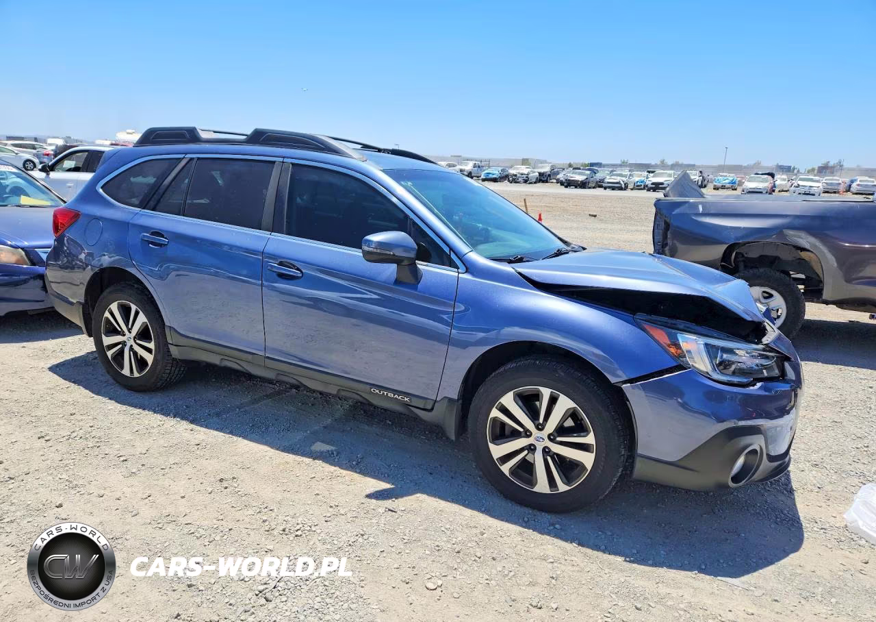 2018 Subaru Outback 2.5I Limited VIN:4S4BSANC6J3312976 - 4