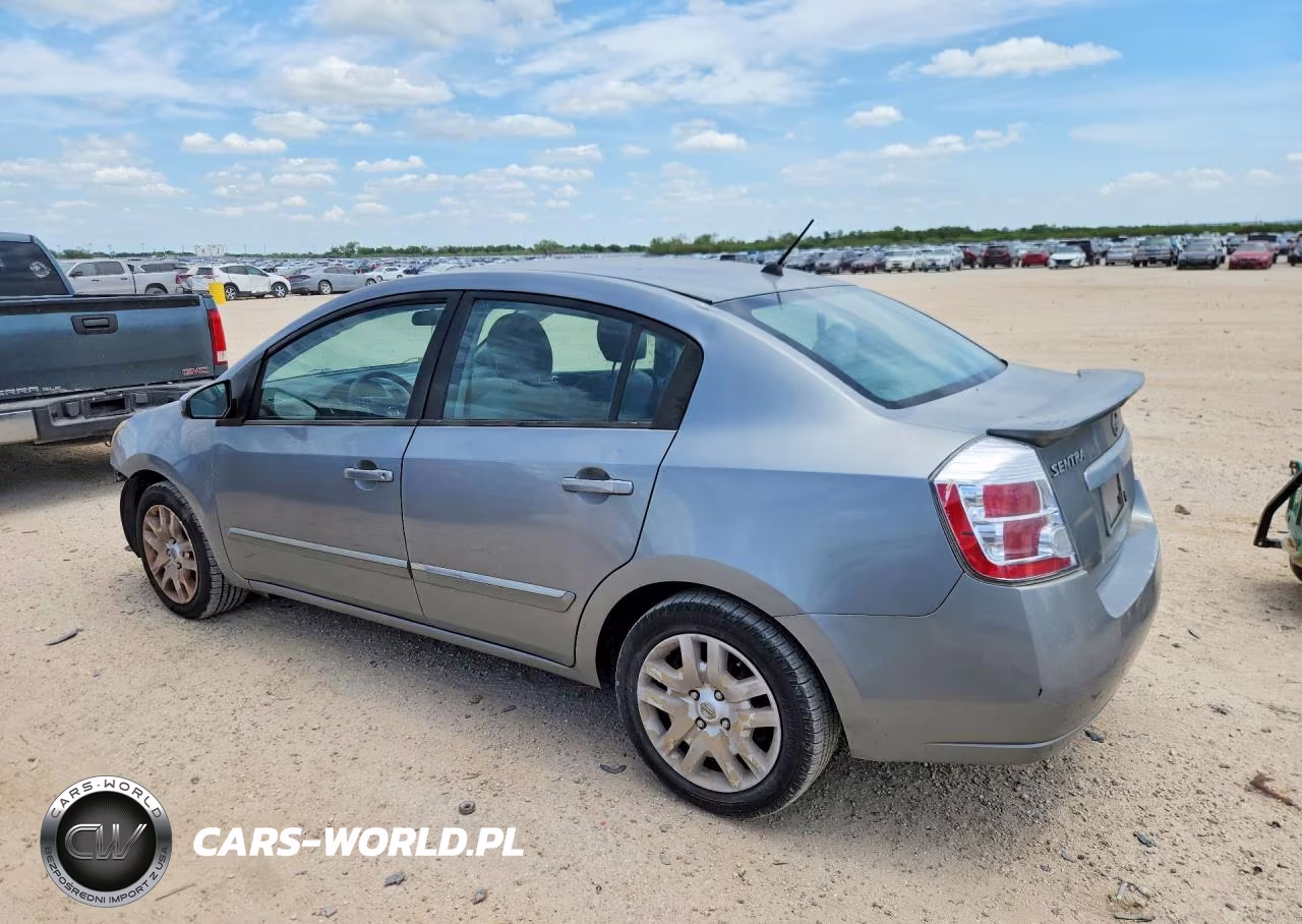 2011 Nissan Sentra 2.0 VIN:3N1AB6AP4BL656384 - 2