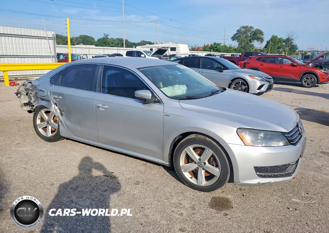 2014 Volkswagen Passat S VIN:1VWAS7A34EC031173 - 4