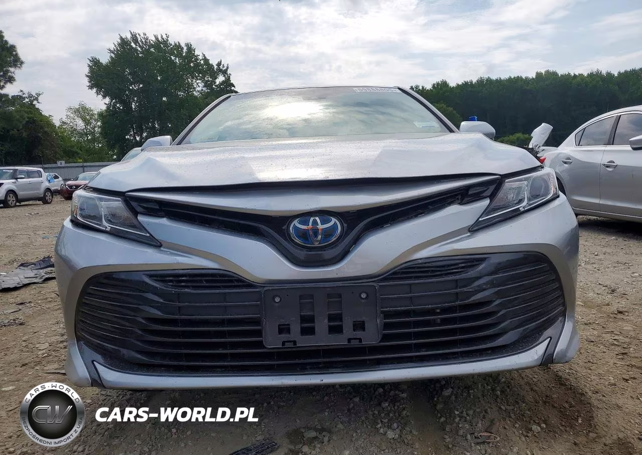2018 Toyota Camry Le VIN:4T1B31HK0JU507658 - 5