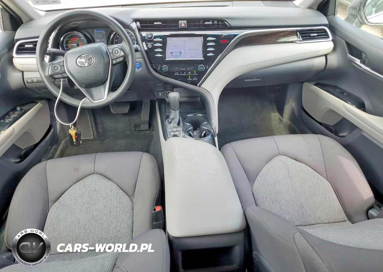 2018 Toyota Camry Le VIN:4T1B31HK0JU507658 - 8