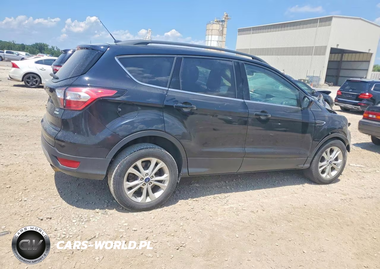 2018 Ford Escape Se VIN:1FMCU0GD7JUB41499 - 3